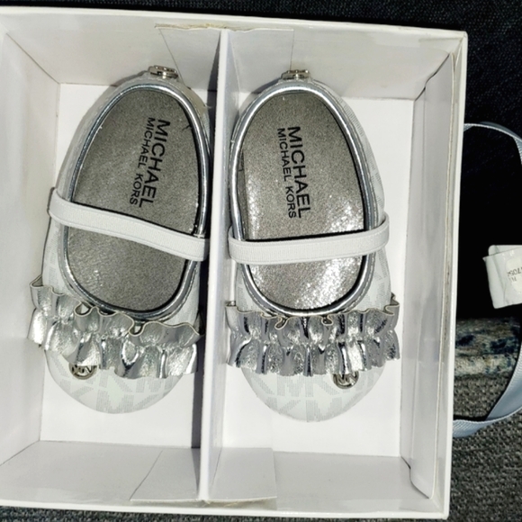 Michael Kors Baby Ballerina Shoes - Picture 6 of 15